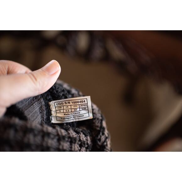 NEW Ugg Leland Knit Boots Booties 6 Gray Sweater Slip on Fold Over - Picture 6 of 6